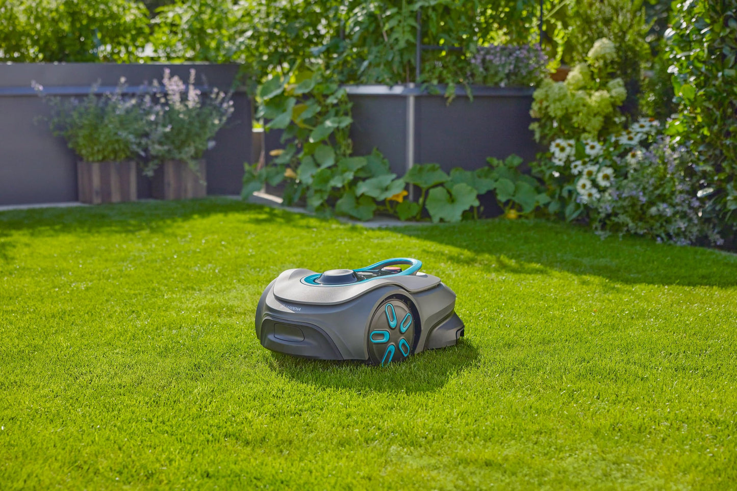 Gardena smart SILENO Free 750 Mähroboter, kabellos, bis 750m², LONA Intelligence, ohne Begrenzungskabel, leise, App-Steuerung, 19924-47